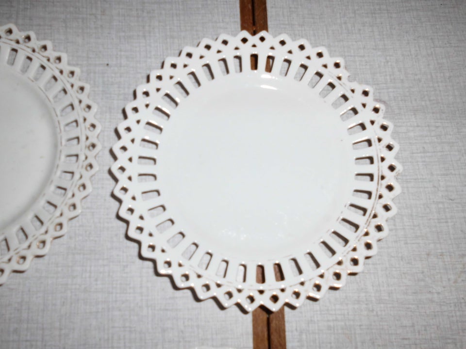 RETRO ribbon plates, Porcelæn, 85