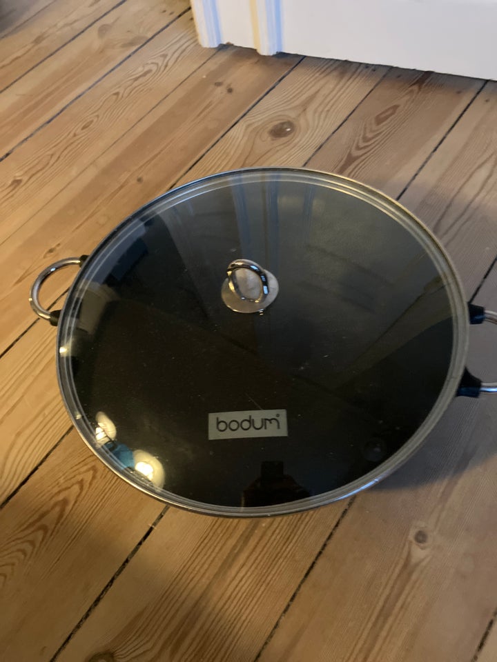 Støbejernsgryde/wok, Bodum