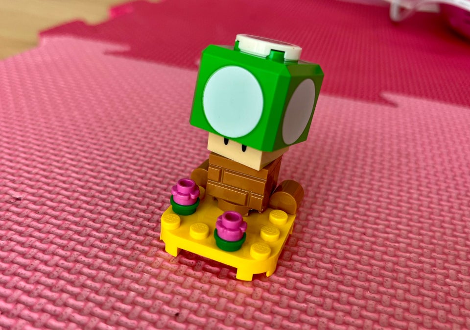 Lego Super Mario 1-Up Mushroom