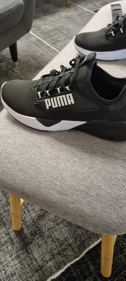 Sneakers str 39 Puma