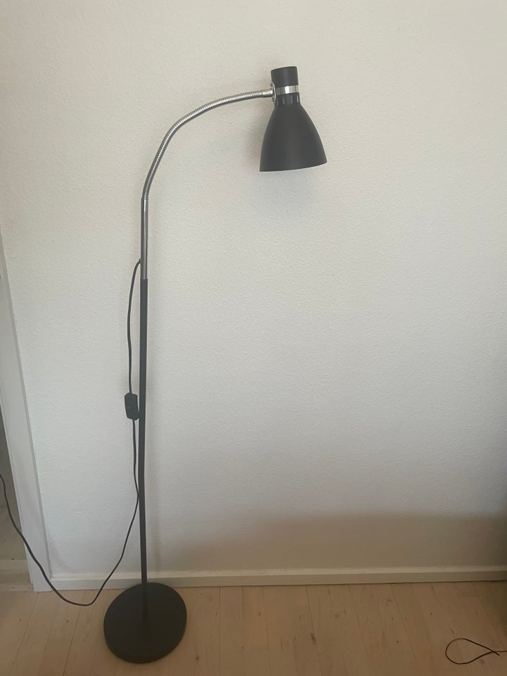 Standerlampe