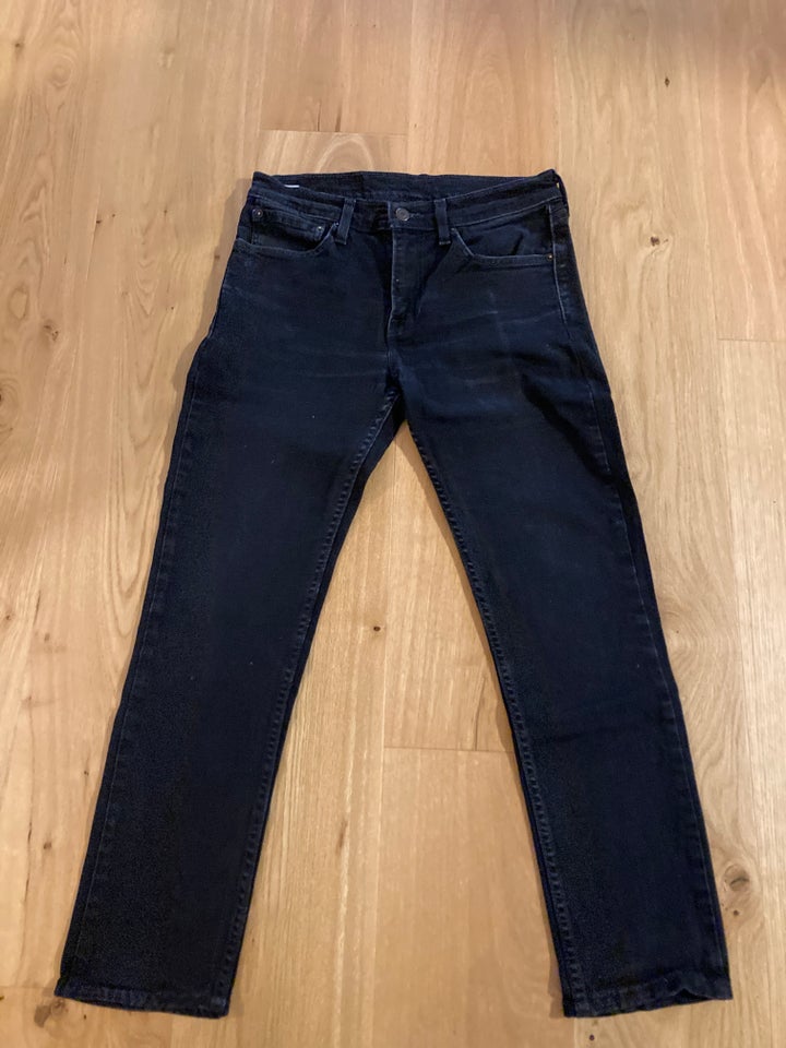 Jeans, Levis, str. 32