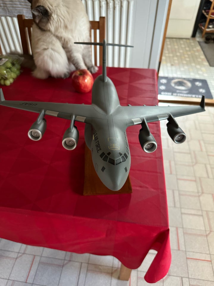 Modelfly, Boeing Globemaster