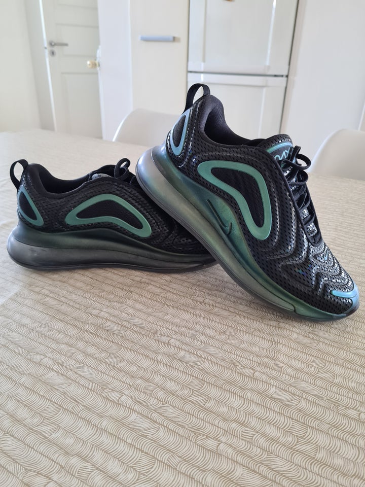 Sneakers, Nike air max 720, str. 42