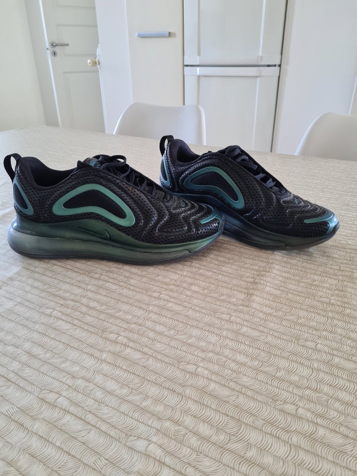 Sneakers, Nike air max 720, str. 42