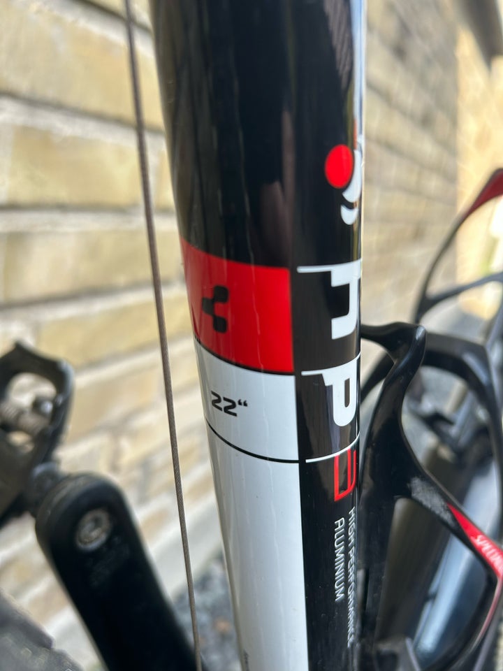 Cube Pro hpa reaction, hardtail, 22