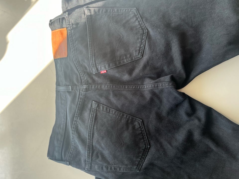 Jeans, Levis, str. 32