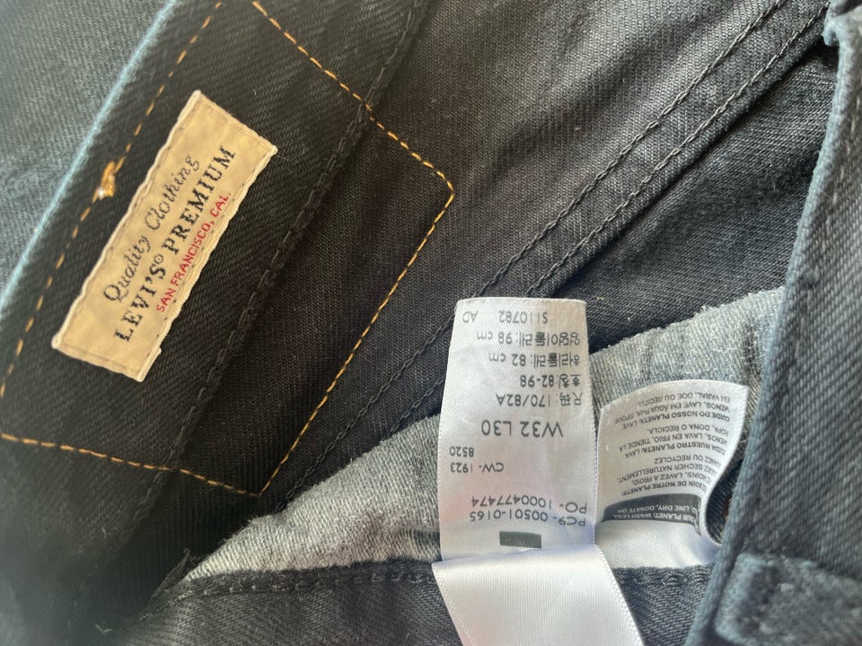 Jeans, Levis, str. 32