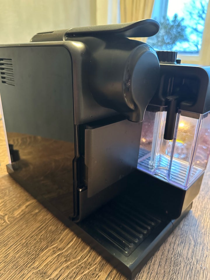 Nespresso, Delonghi