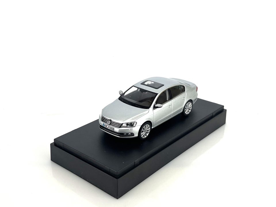 Modelbil, VW Passat B7, Schuco