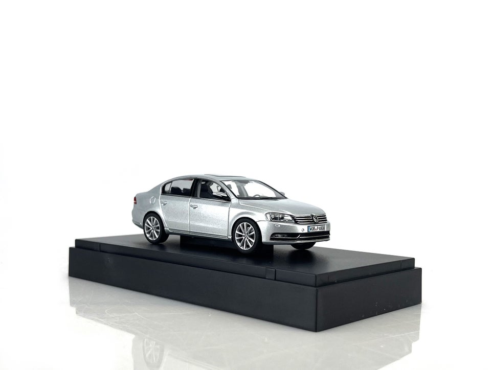 Modelbil, VW Passat B7, Schuco