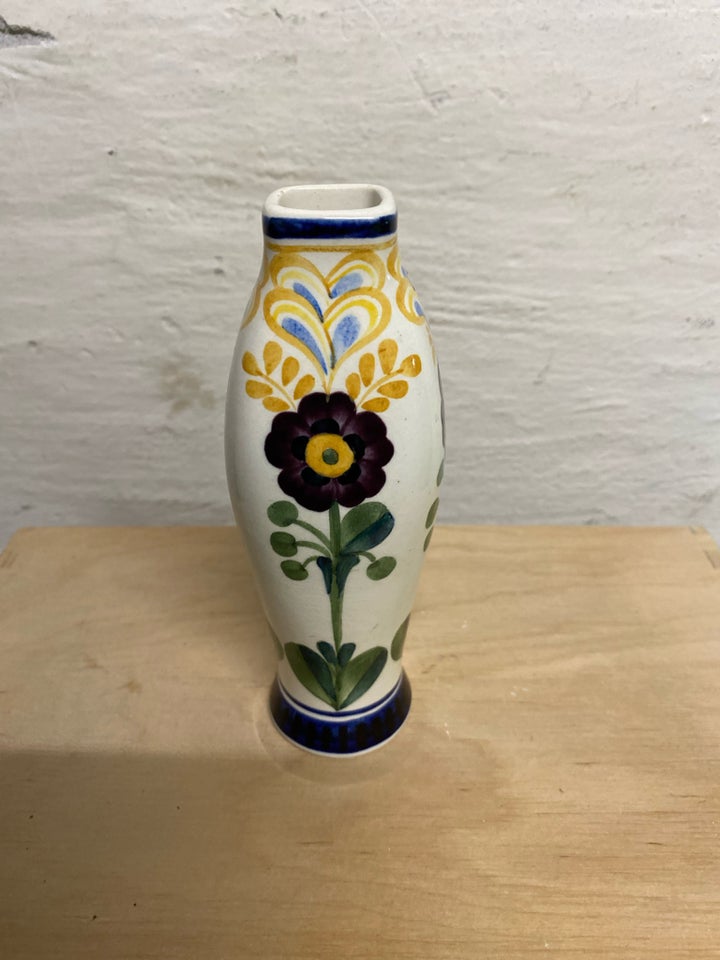 Vase, ?