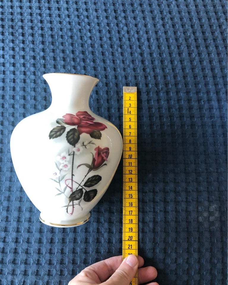 Porcelæn, Vintage vase