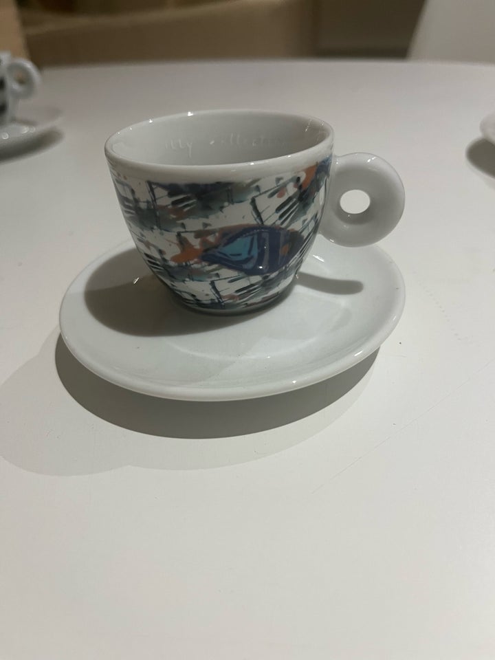 Porcelæn, Espresso kop , Illy