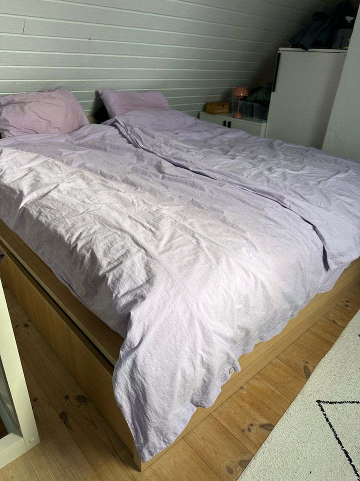 Dobbeltseng, IKEA, b: 180 l: 200