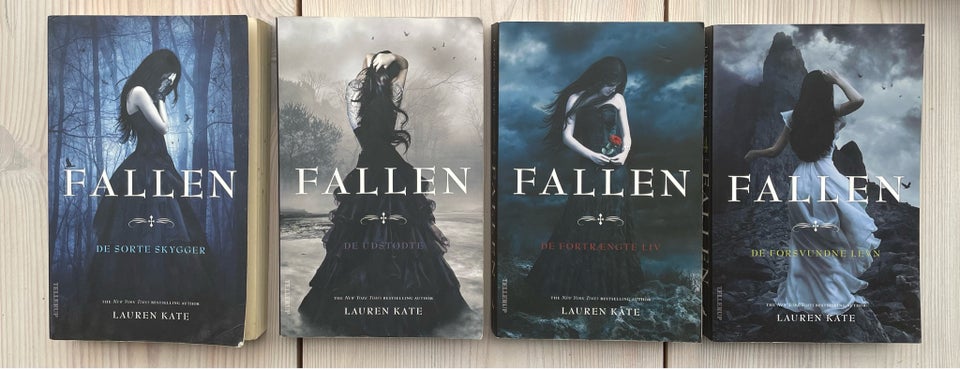 Fallen Lauren Kate genre: