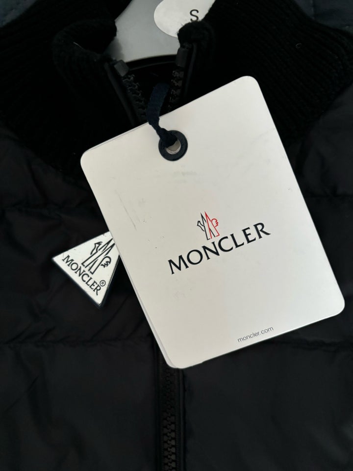 Vinterjakke, str. M, Moncler