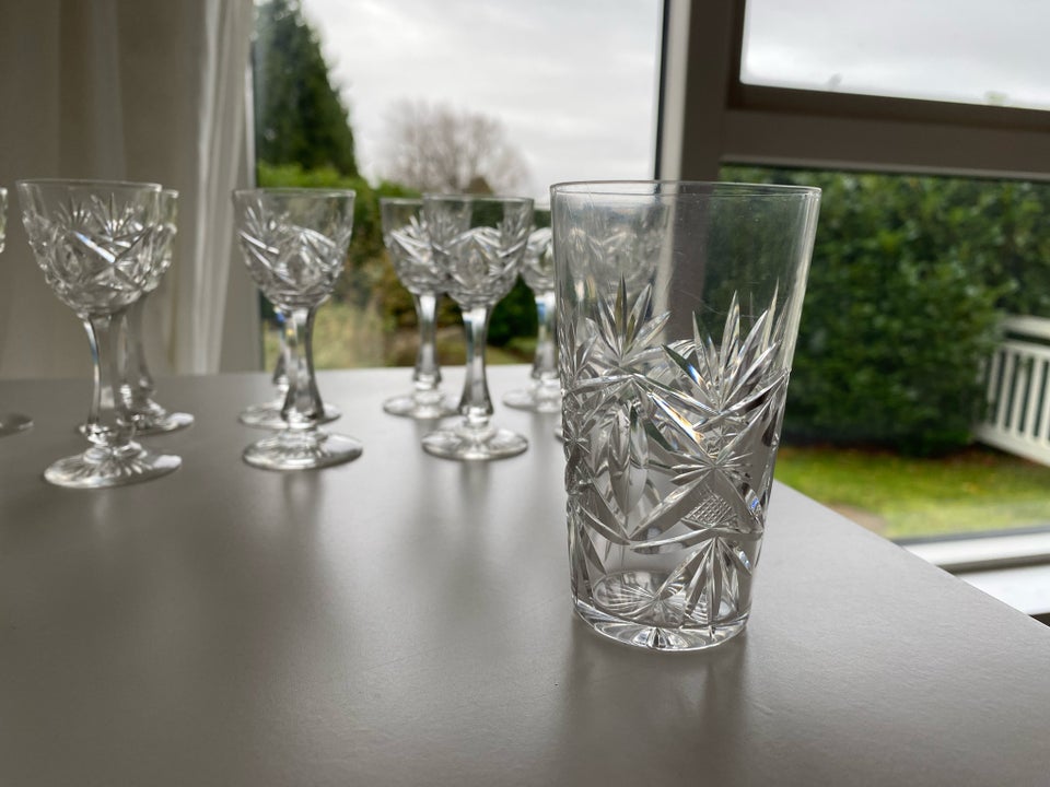 Val Saint Lambert glas, Glas , 80 år