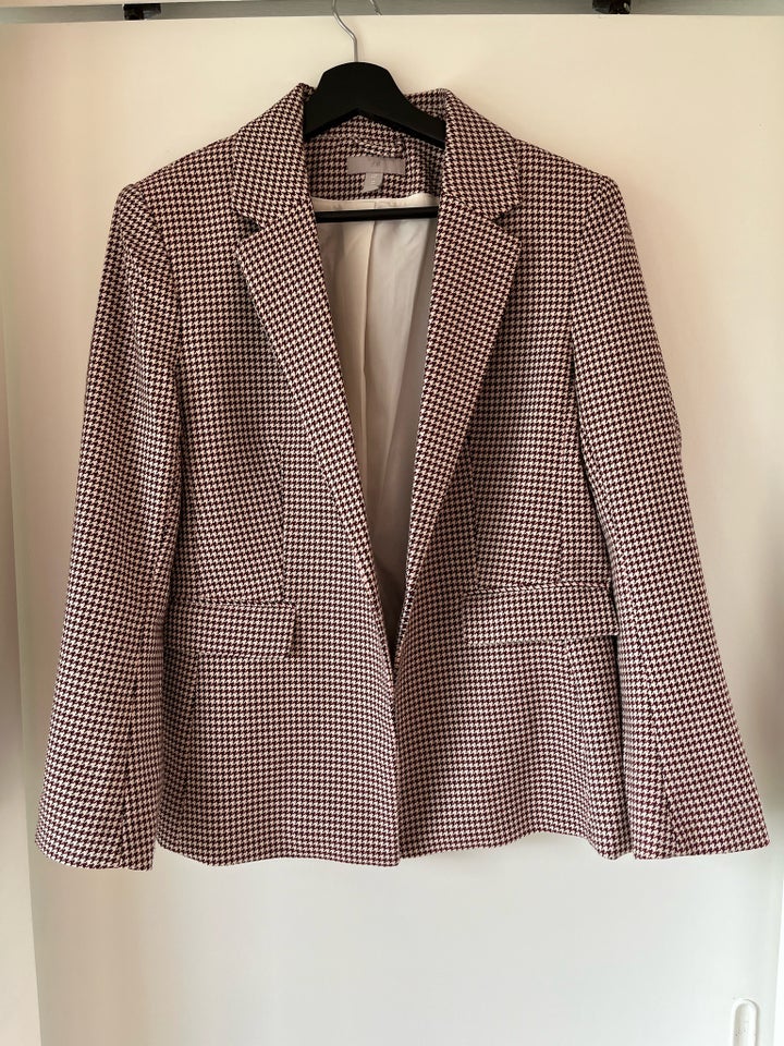 Blazer, str. 44, HM