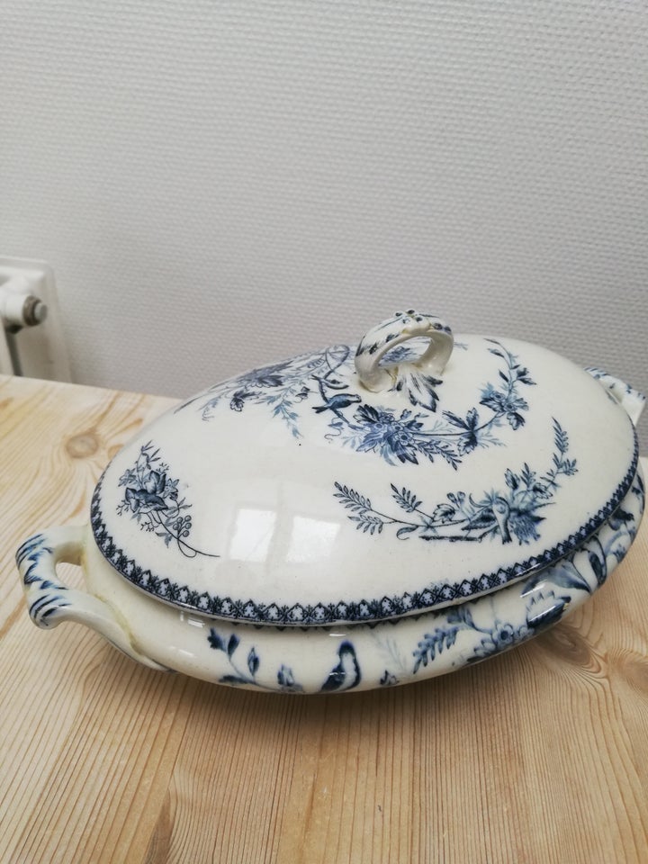 Porcelæn, Blå blomst terrin