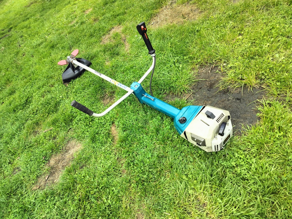 Buskrydder Makita