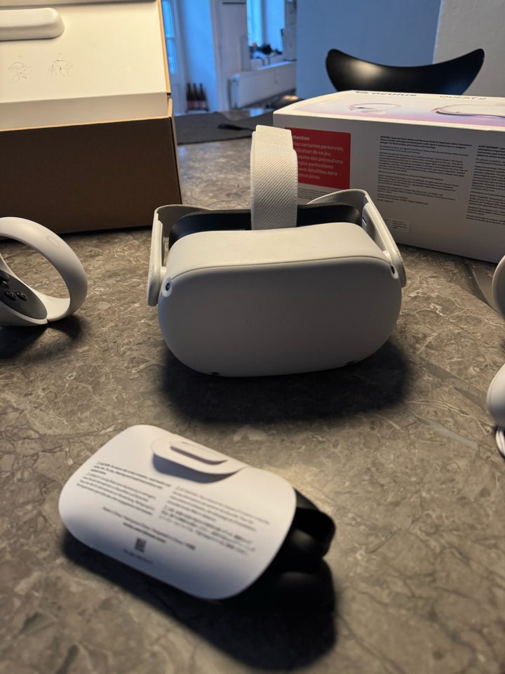 Meta Quest 2 VR Headset 