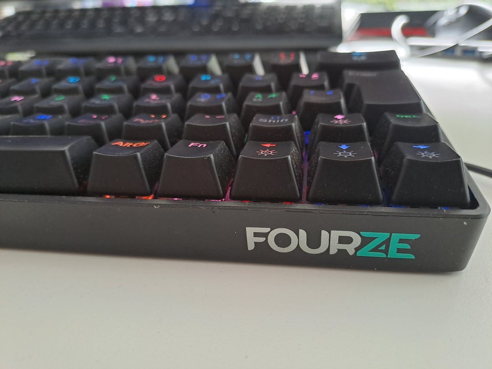 Tastatur, trådløs, Fourze