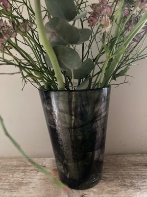 Kunst Glas vase  Kosta Boda  motiv: