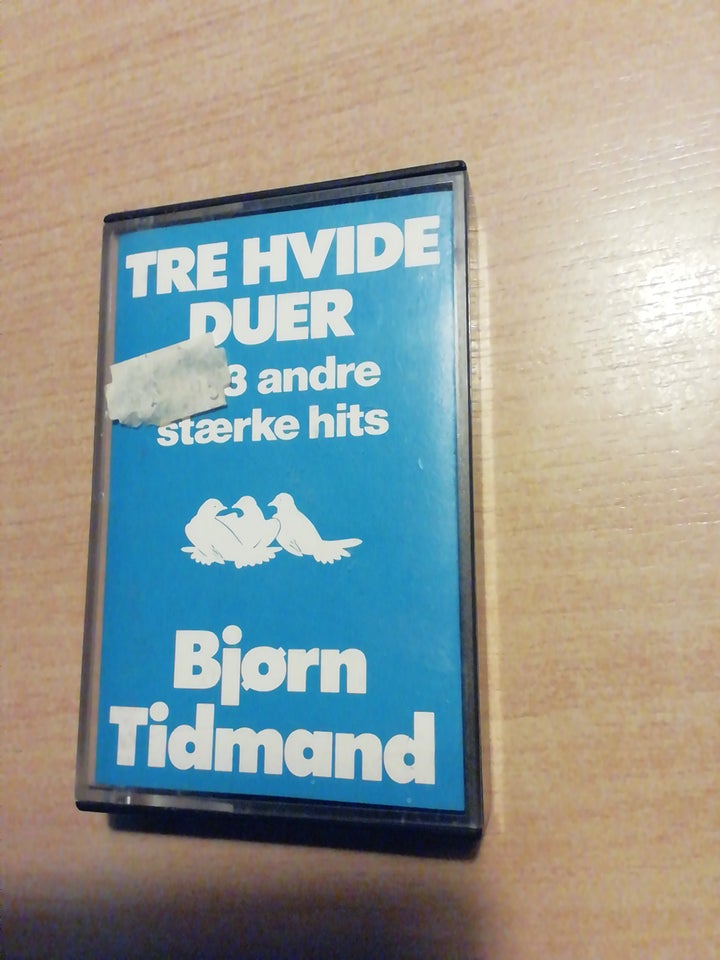 Bånd, Bjørn Tidmand, Tre Hvide Duer