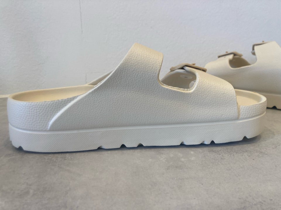 Sandaler, str. 37, Beige