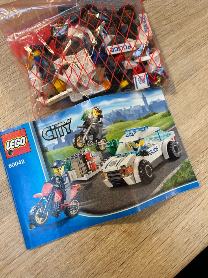 Lego City, 60042