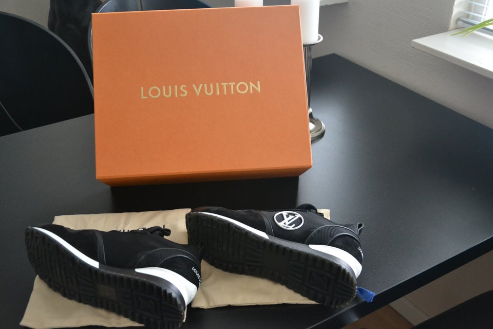 Sneakers, str. 39,5, Louis Vuitton