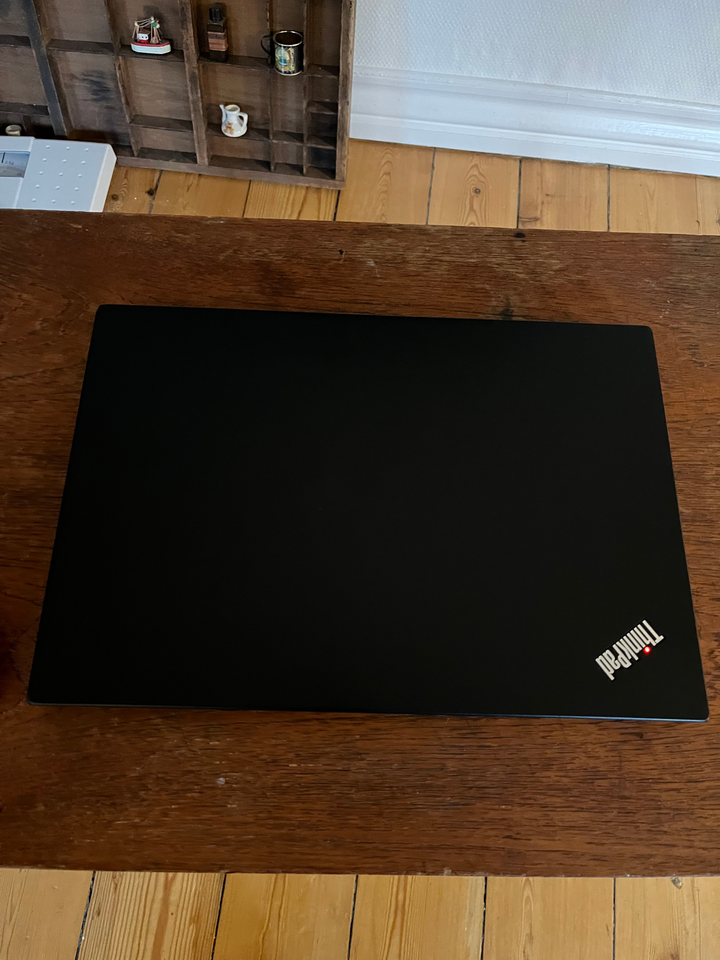 Lenovo Thinkpad t490s, i7-8665u,