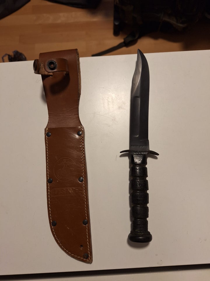 Militær Kabar kniv