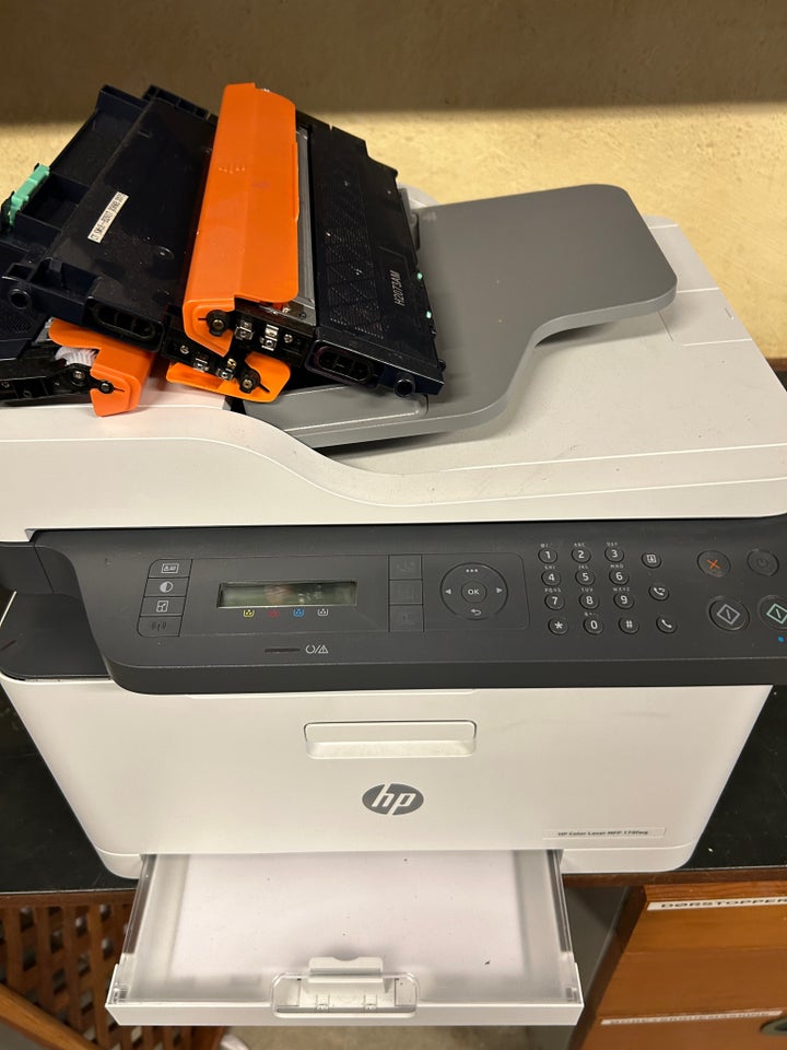 Laserprinter multifunktion m