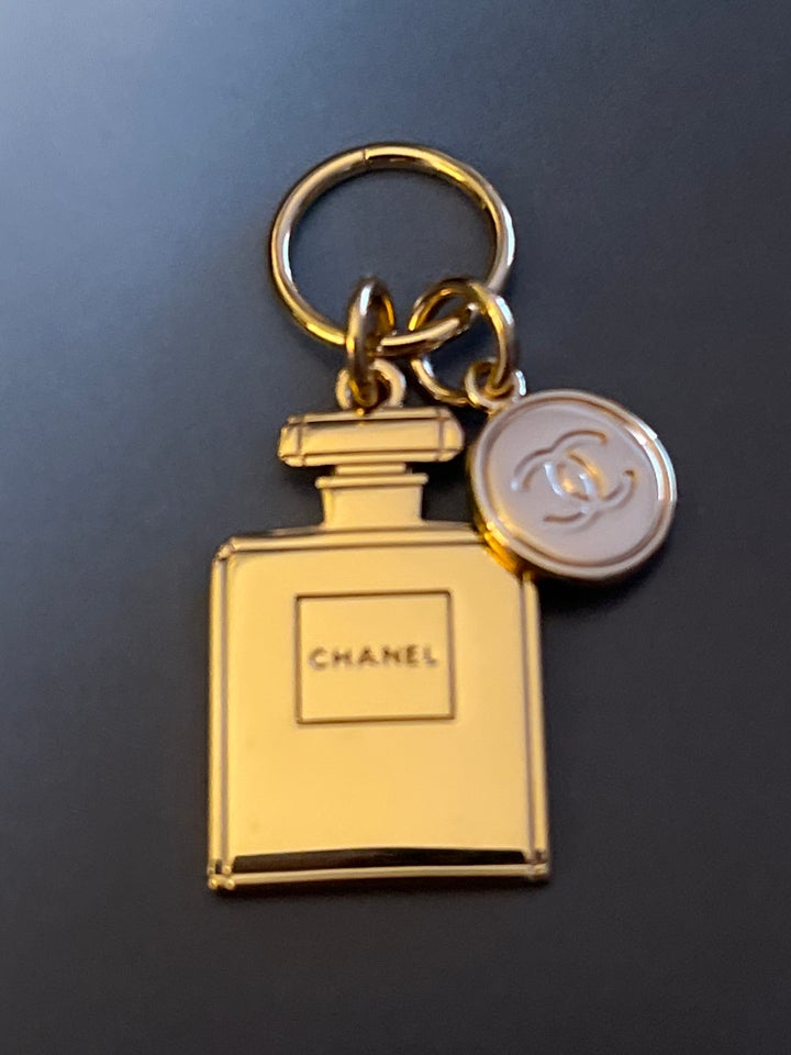 Charms, Chanel