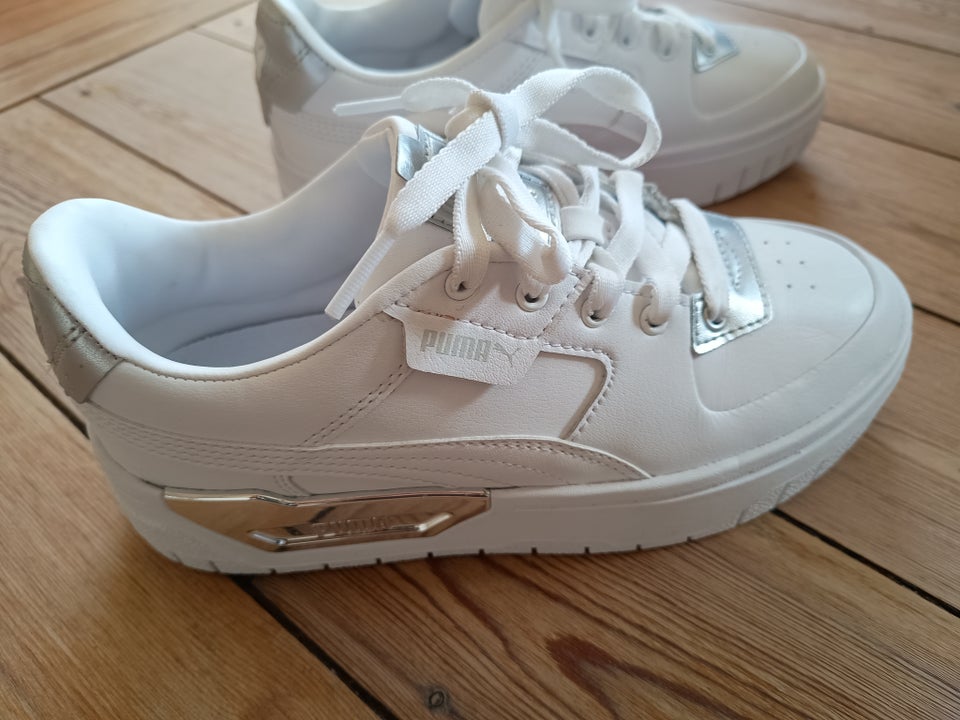 Sneakers, str. 36, Puma