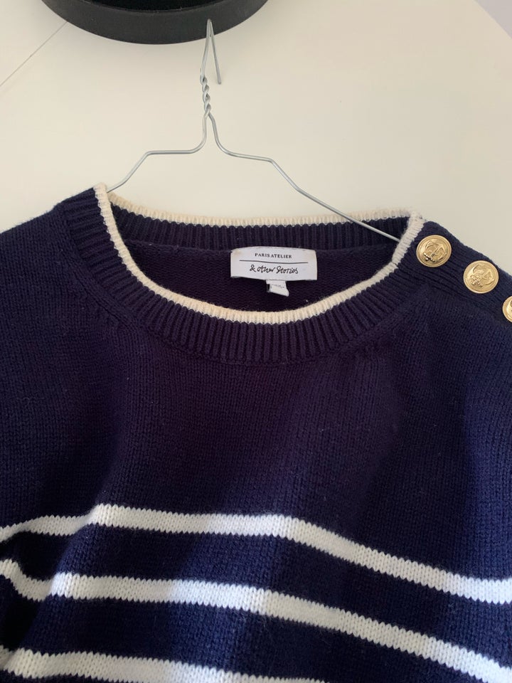 Sweater, Other Stories, str. 38