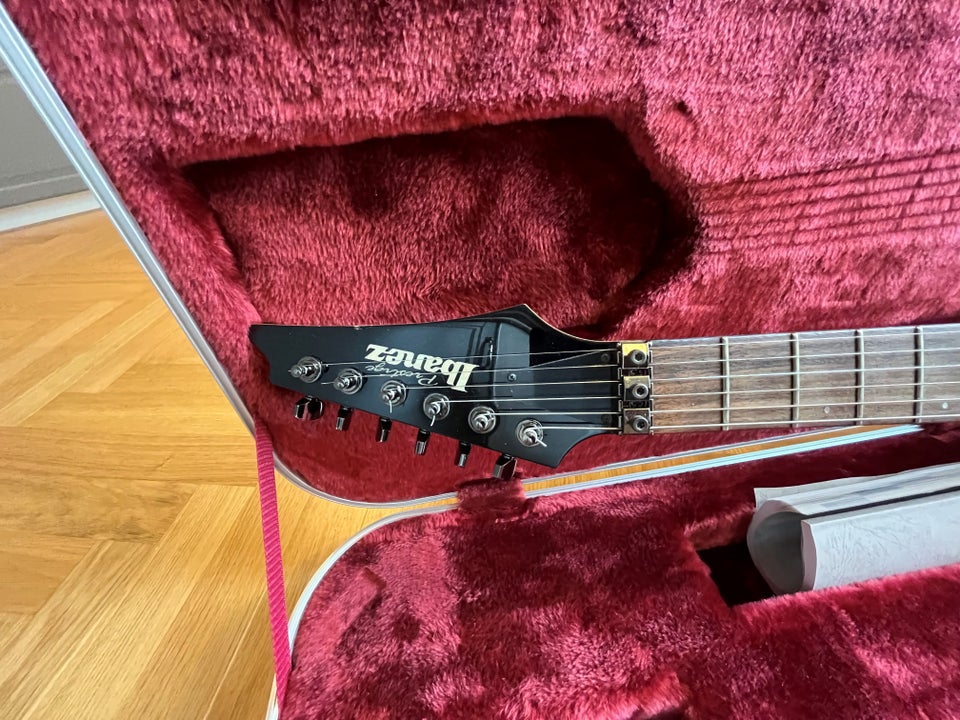 Elguitar, Ibanez prestige BBK