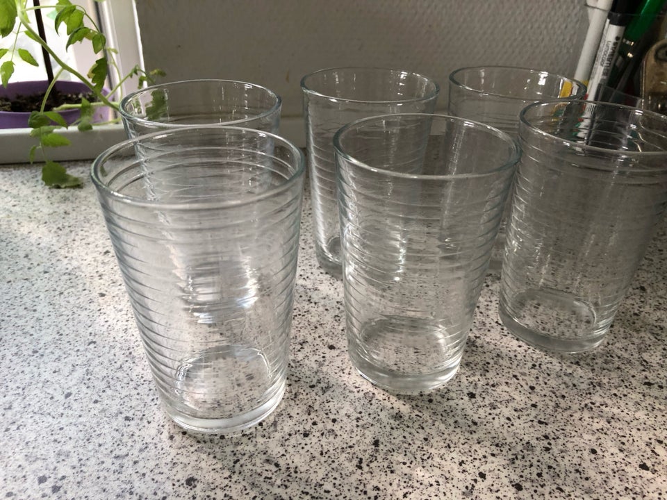 Glas, Vandglas, Aida