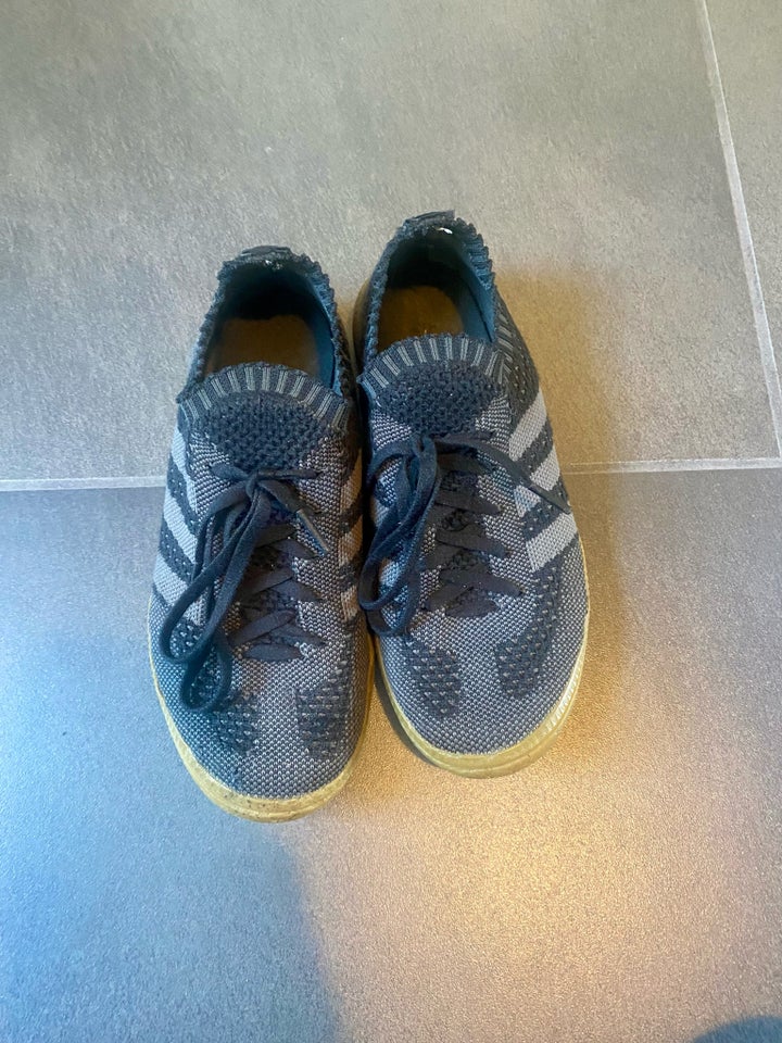 Sneakers, str. 36, Adidas