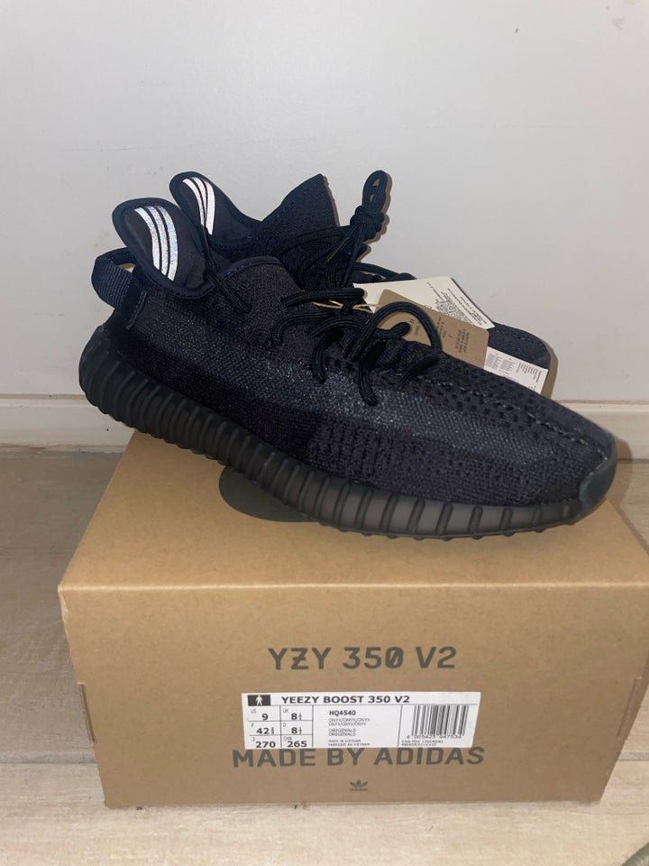 Sneakers, Yeezy 350 V2, str. 42,5