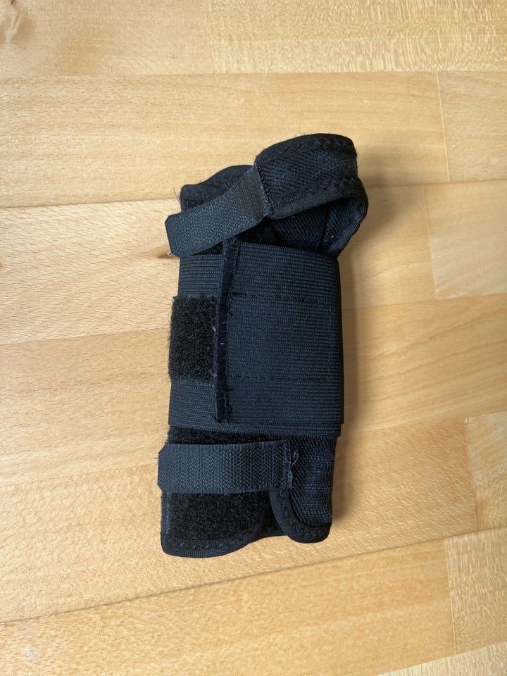 Andet Håndbandage med skinne