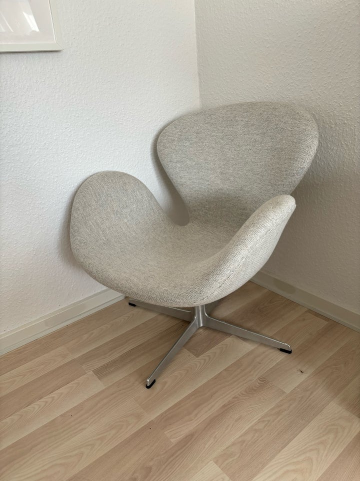 Arne Jacobsen 3320 Svane