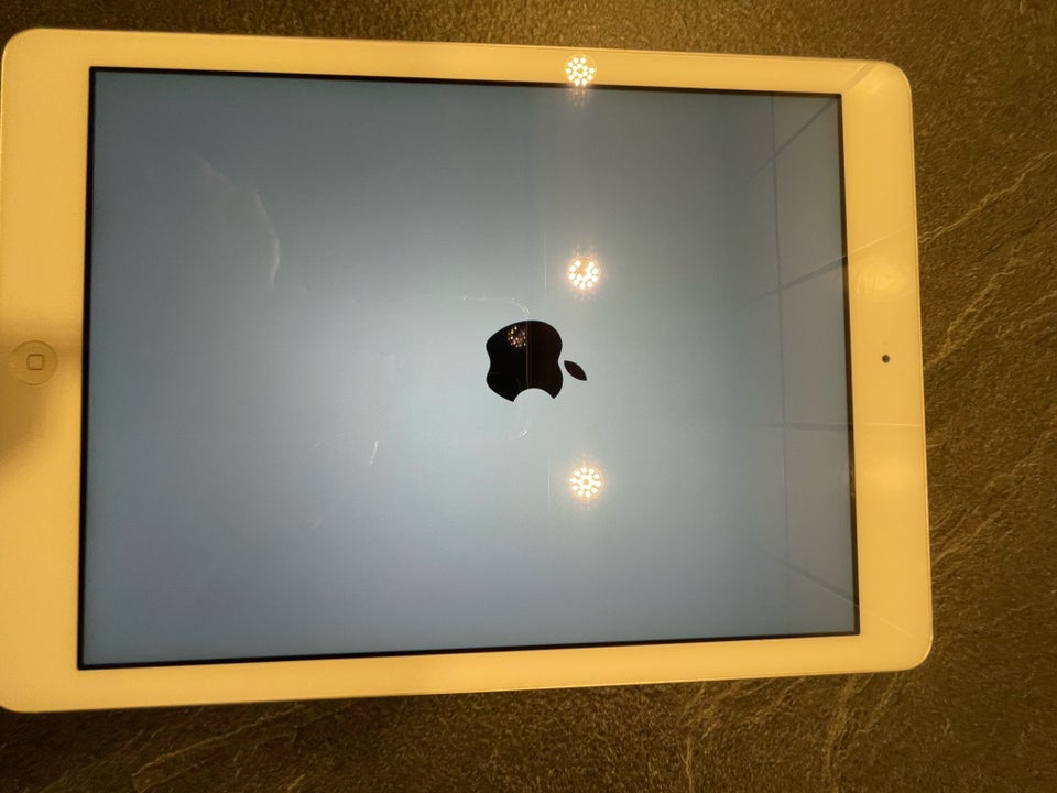 iPad Air, 32 GB, hvid