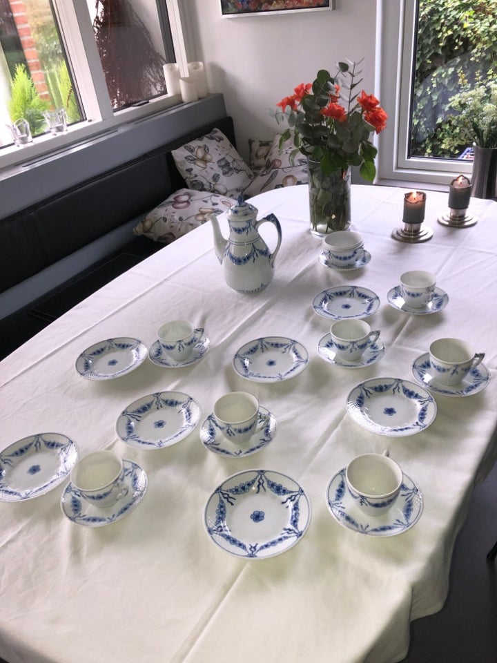 Porcelæn, 7 sæt kaffekopper,