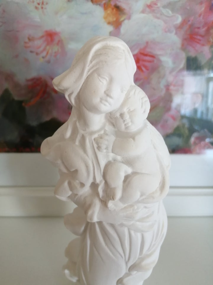 Andet, Madonna figuer, Madonna