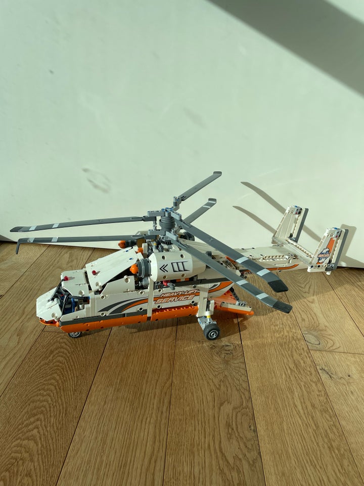 Lego Technic, 42052