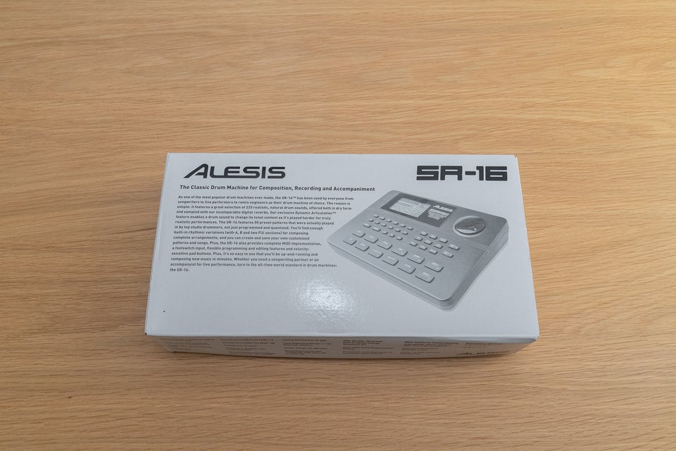 Alesis SR-16 Trommemaskine,