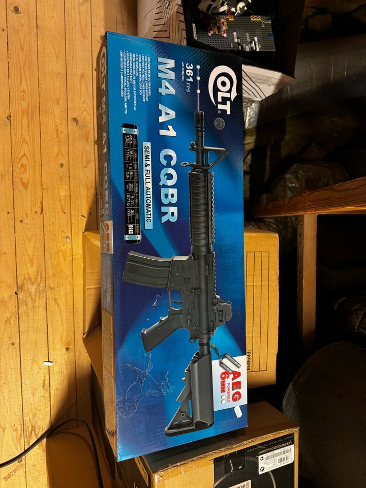 Hardballvåben Colt M4A1